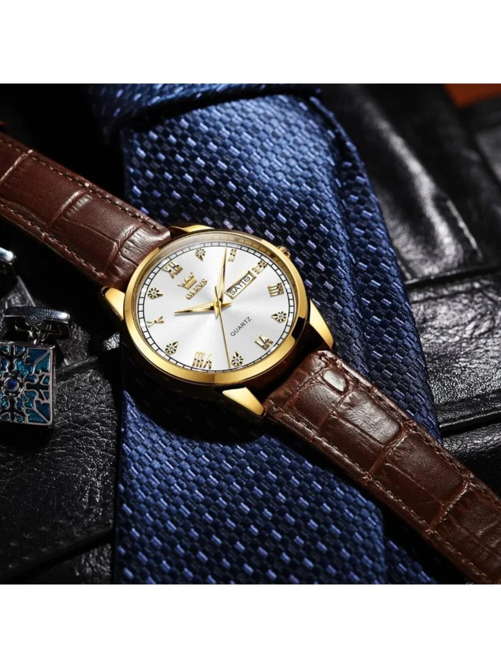 Stylish Men's Analog Quartz Watch with Day & Date, Stainless Steel, Luminous
